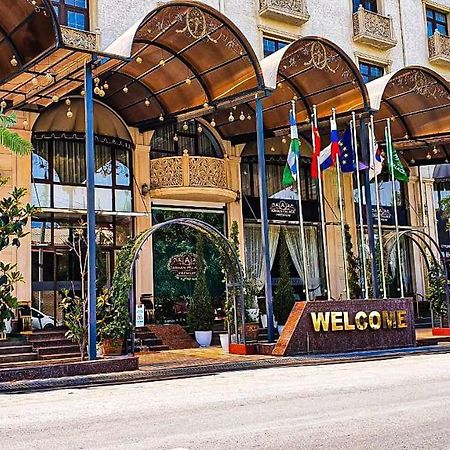 סמרקנד Hotel Arhan Palace מראה חיצוני תמונה