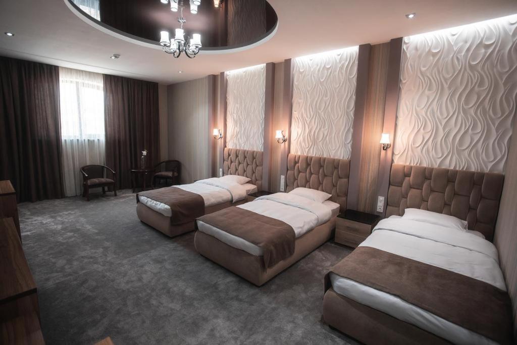 סמרקנד Hotel Arhan Palace מראה חיצוני תמונה