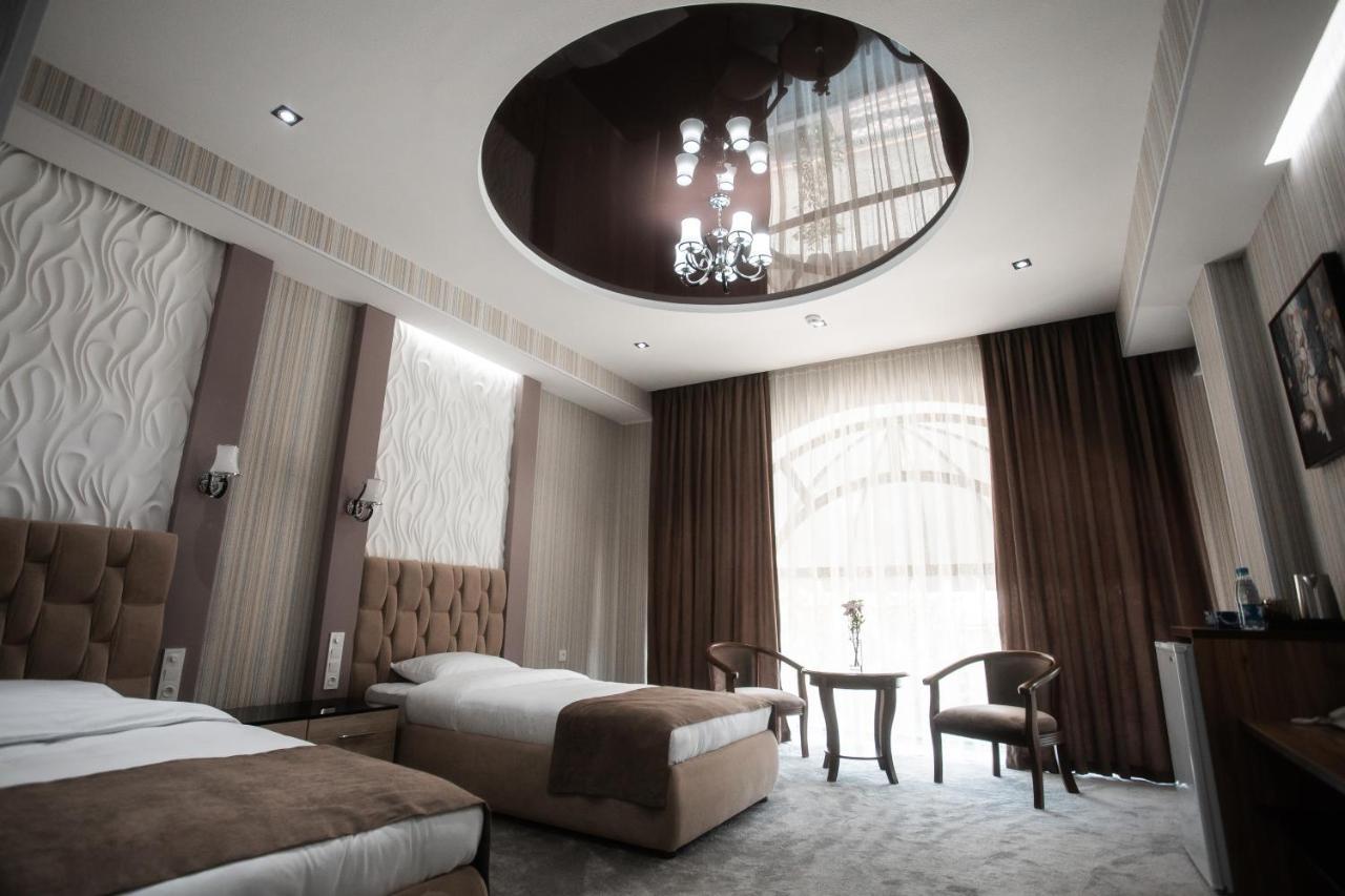 סמרקנד Hotel Arhan Palace מראה חיצוני תמונה