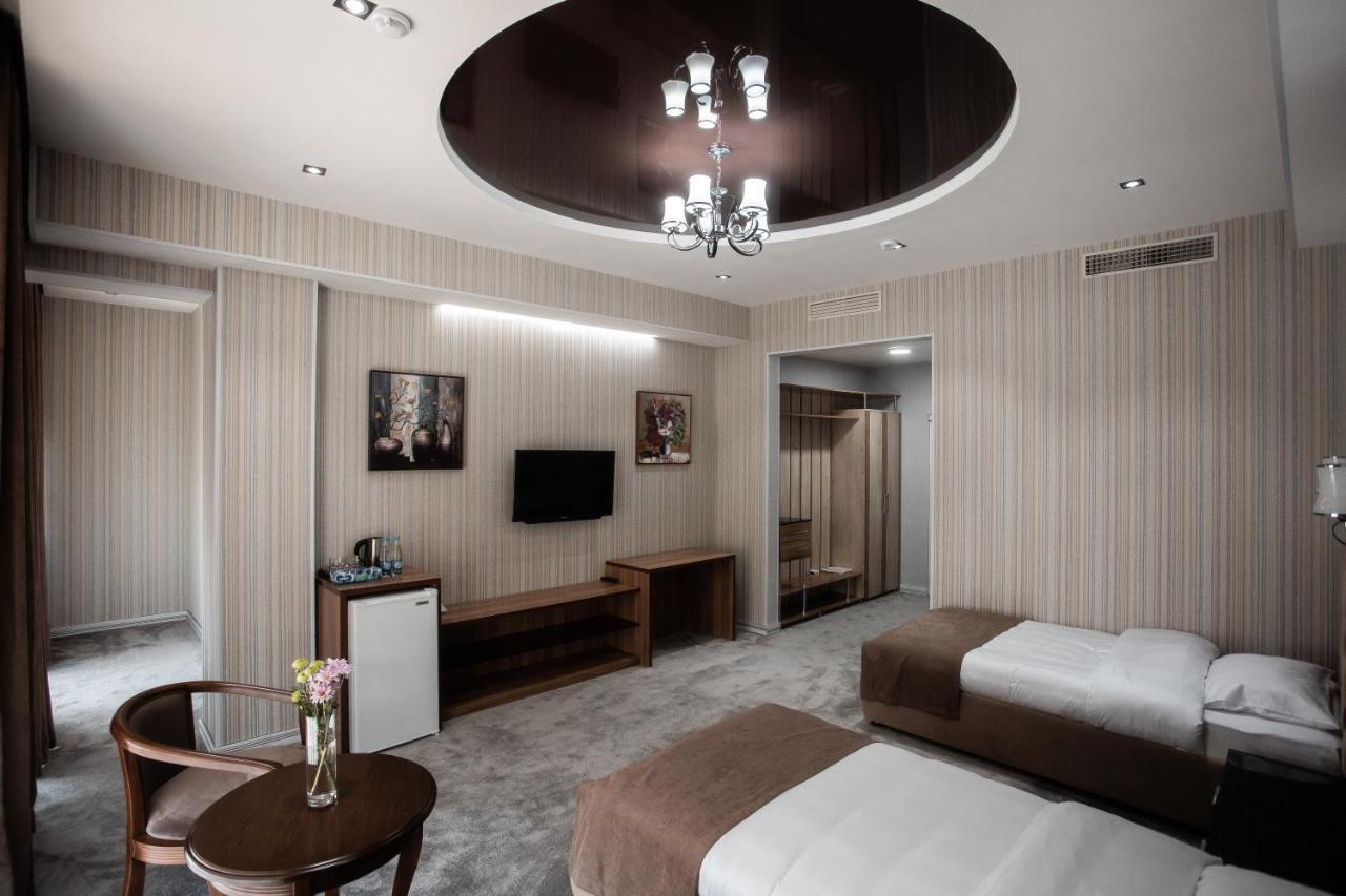 סמרקנד Hotel Arhan Palace מראה חיצוני תמונה
