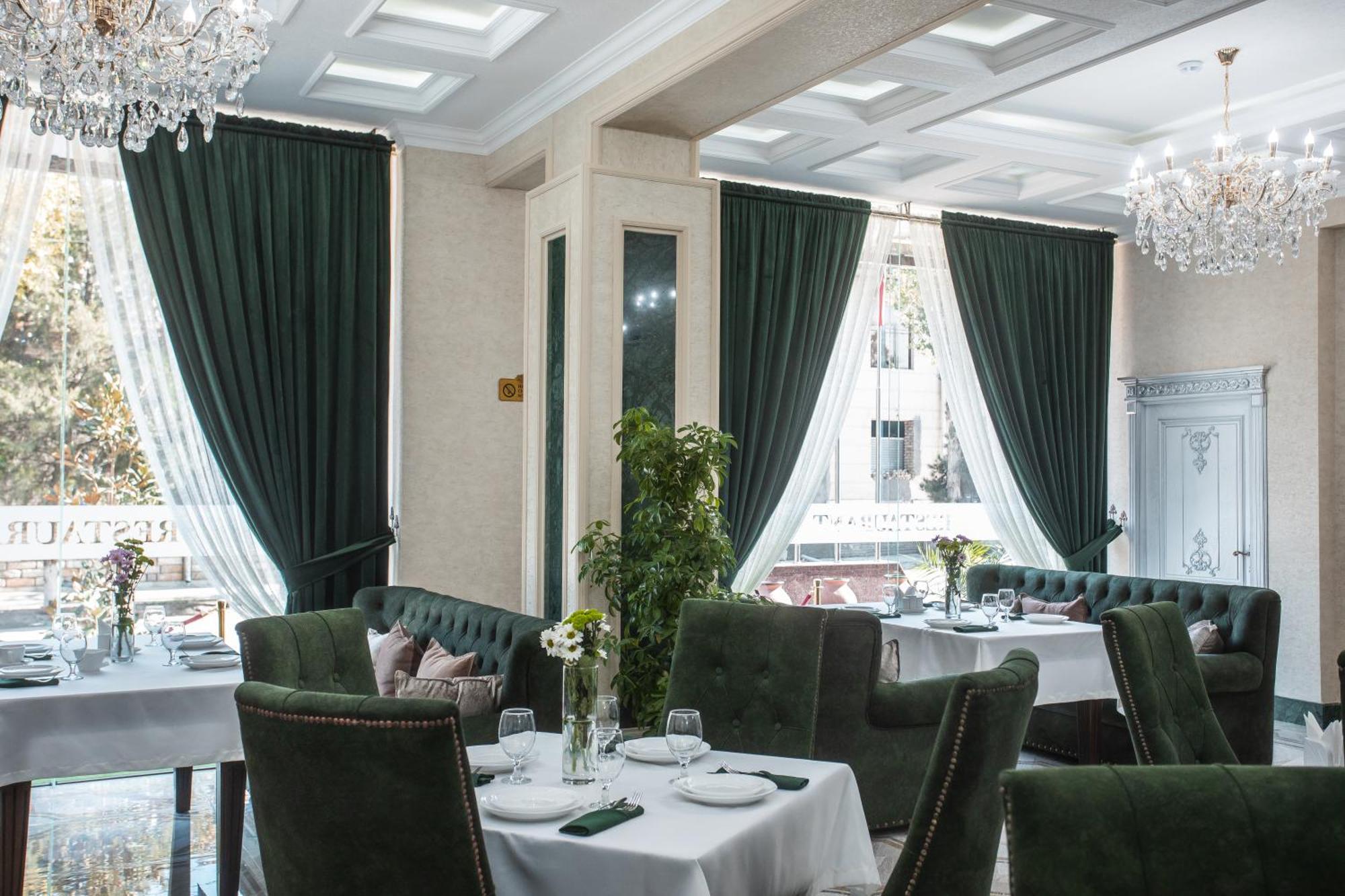 סמרקנד Hotel Arhan Palace מראה חיצוני תמונה